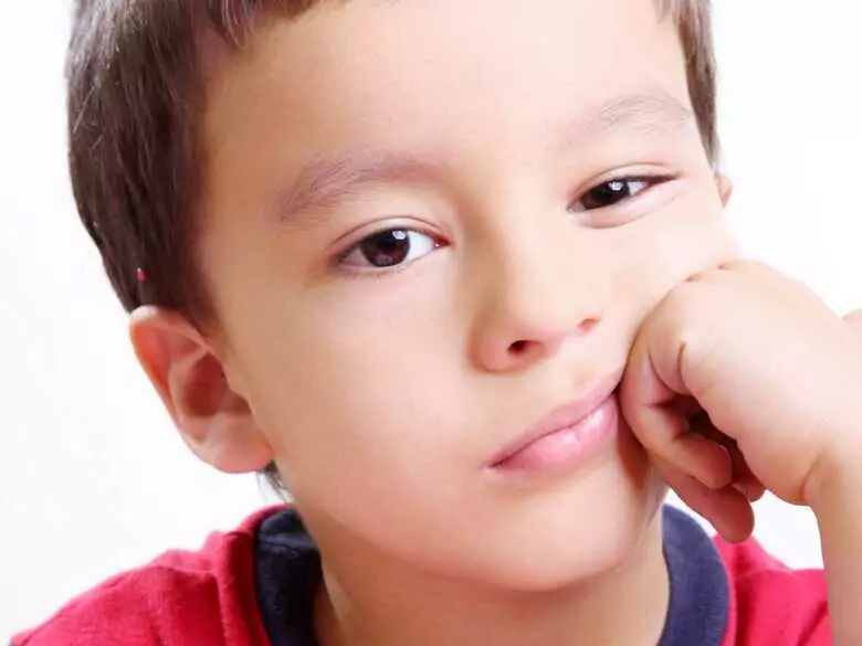 Les enfants mal aimés - le problème et la situation des enfants des orphelinats