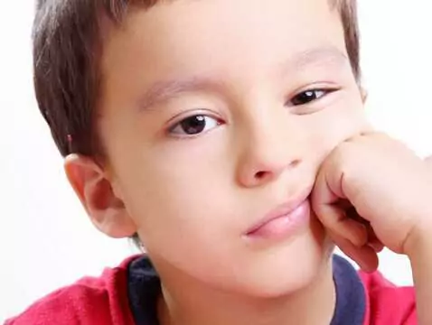 Autisme - causes, diagnostic, traitement des symptômes chez les enfants d'âge préscolaire et scolaire