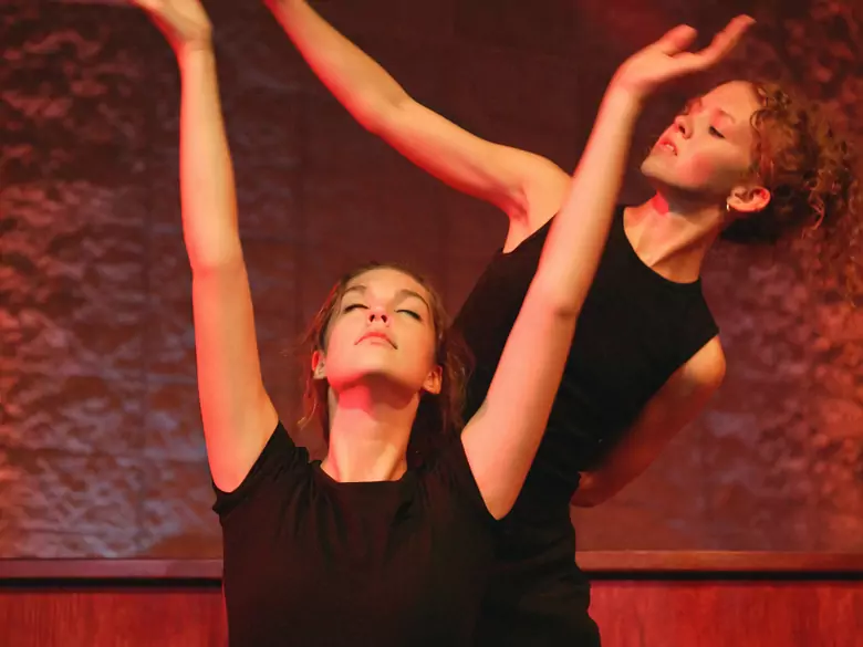 Quelque chose de plus que des pas...