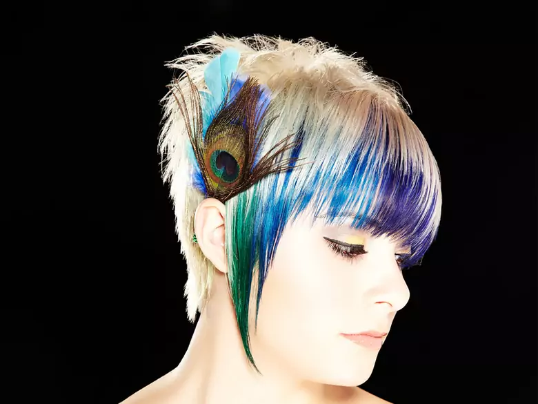 La coloration des cheveux n'est pas aussi effrayante qu'elle en a l'air : une coloration sans secret