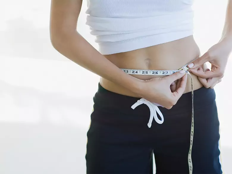 Abbott interrompt les ventes de sibutramine (Meridia, entre autres), un médicament contre l'obésité, dans les pays de l'Union européenne.