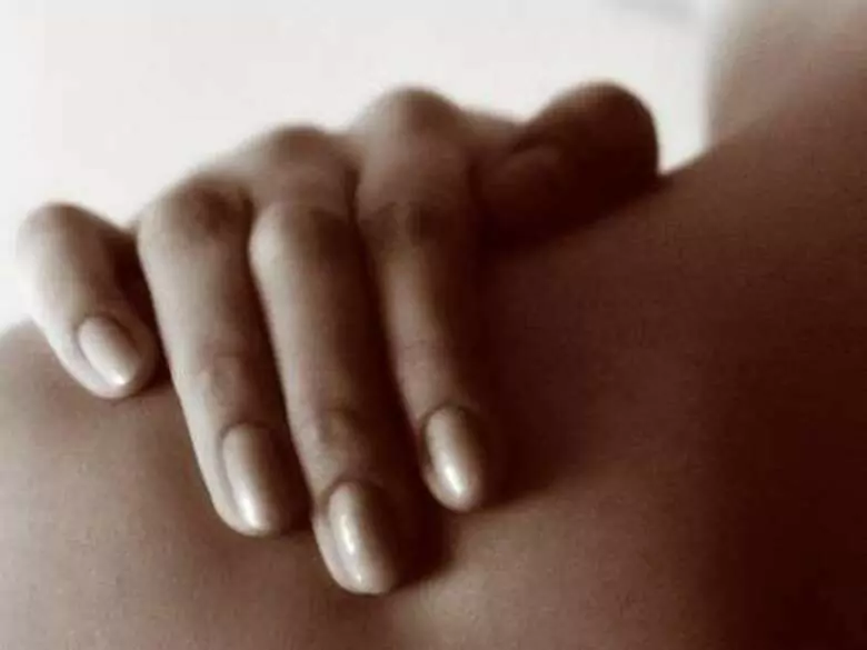 Syndrome de l'épaule douloureuse - causes, symptômes, diagnostic, traitement