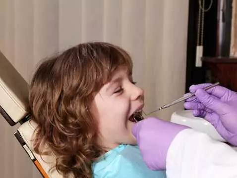 Malocclusion chez l'enfant - causes, symptômes, diagnostic, traitement