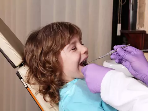 Malocclusion chez l'enfant - causes, symptômes, diagnostic, traitement