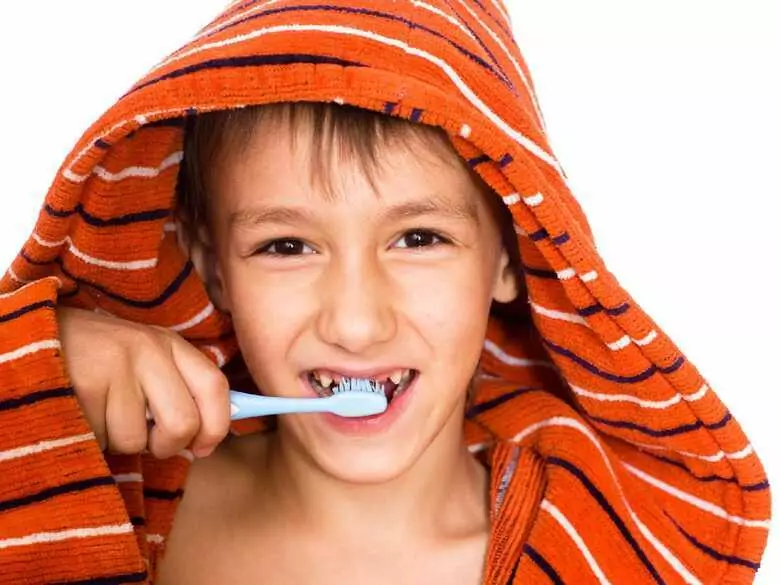 Faut-il soigner les dents de lait ?