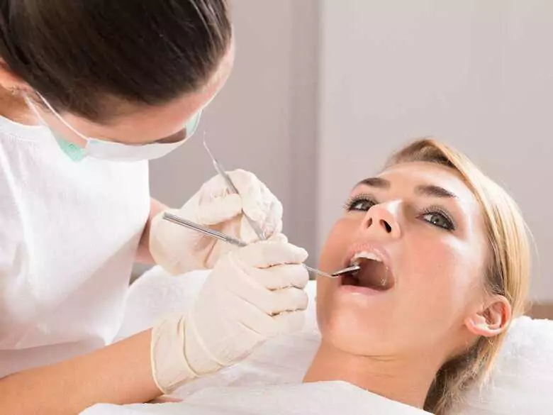 Ponts et couronnes dentaires