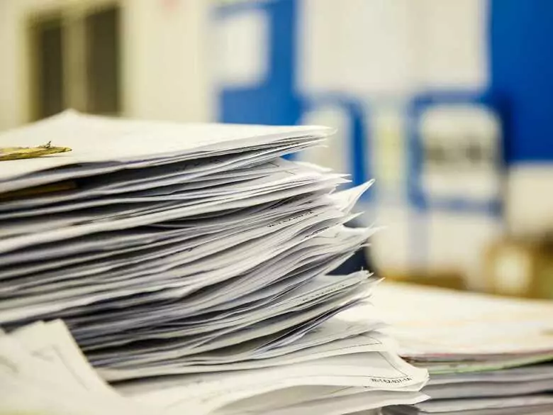 Des scientifiques tchèques ont mis au point un nouveau type de papier qui détruit les virus et les bactéries.