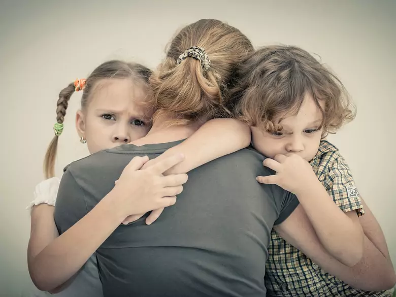 Otite moyenne chez l'enfant - causes, symptômes, diagnostic, traitement