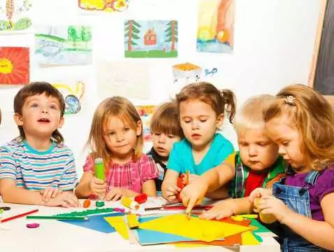 Perte de cheveux chez l'enfant - causes, symptômes, diagnostic, traitement