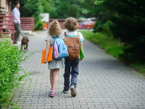 L'anomalie, ou quand un enfant s'isole des autres