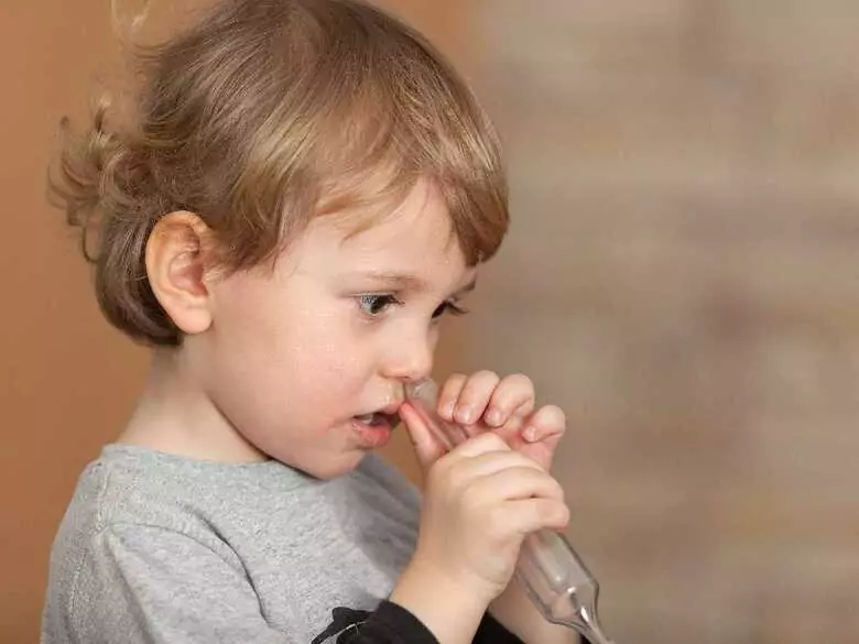 Comment créer un environnement sûr pour un enfant asthmatique ?