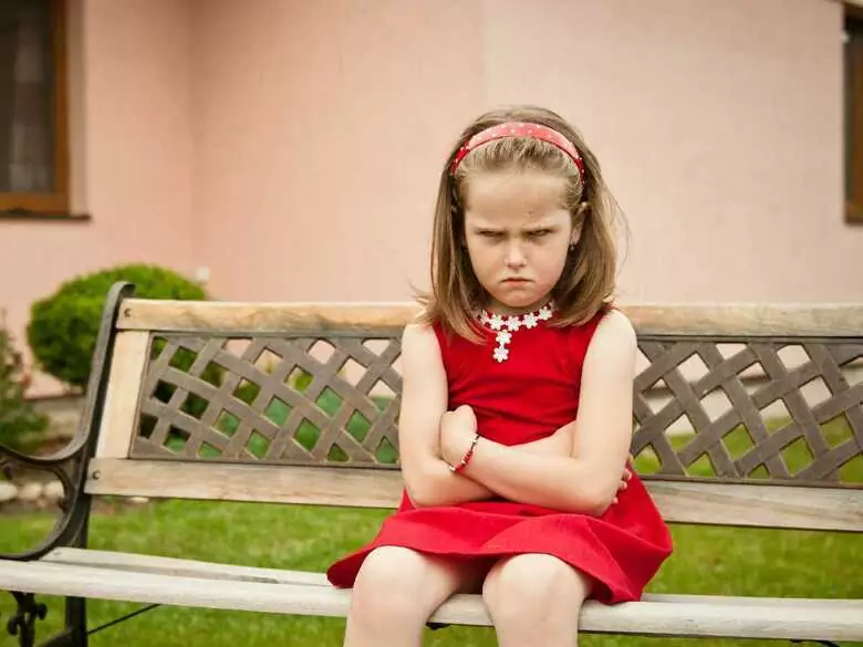 Mon enfant jure ! Comment y remédier ?