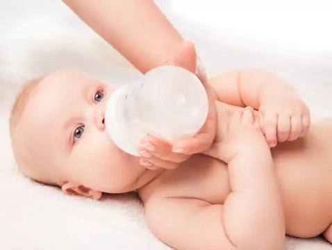 Alimentation du nourrisson : quel lait maternisé choisir ?