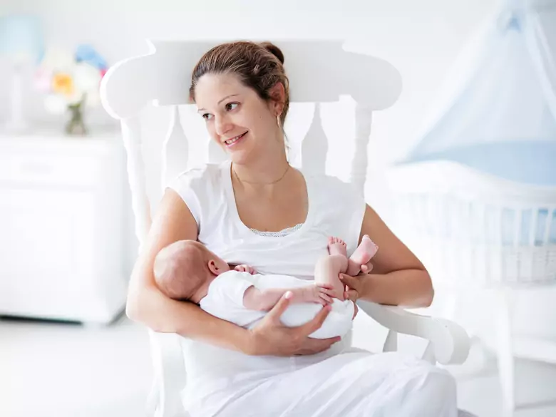 Conseillère en lactation certifiée ou éducatrice en lactation - quelle formation offre le plus d'opportunités ?
