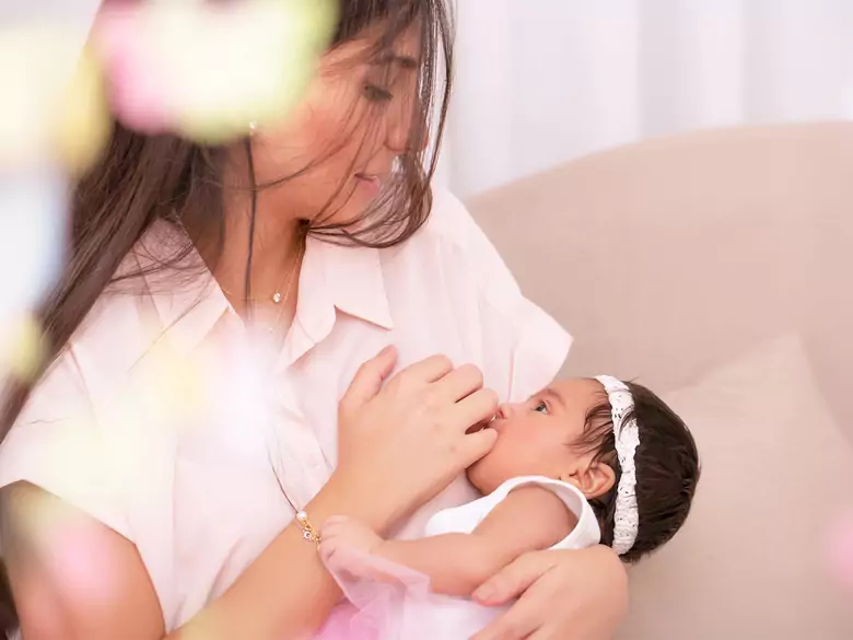 L'intelligence d'un bébé buvant du lait maternel - vérité ou mythe ?