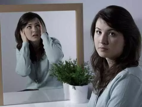 Symptômes positifs de la schizophrénie