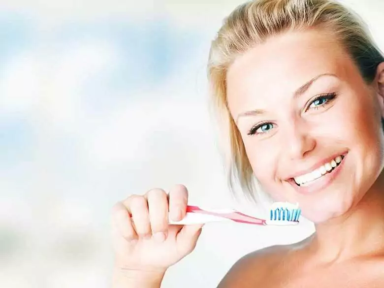 Que faut-il savoir sur une brosse à dents électrique ?