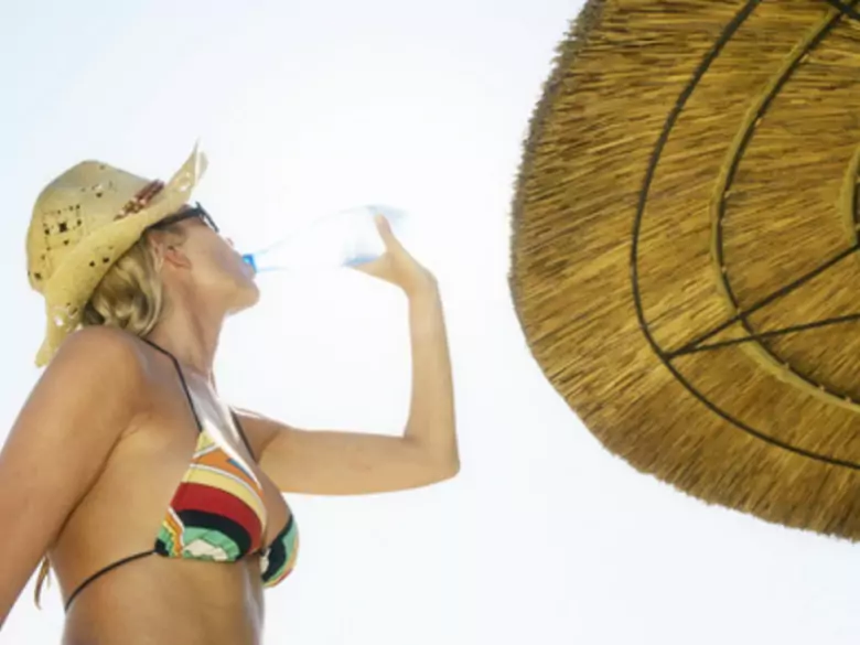 Comment protéger le corps et la tête par temps chaud ?