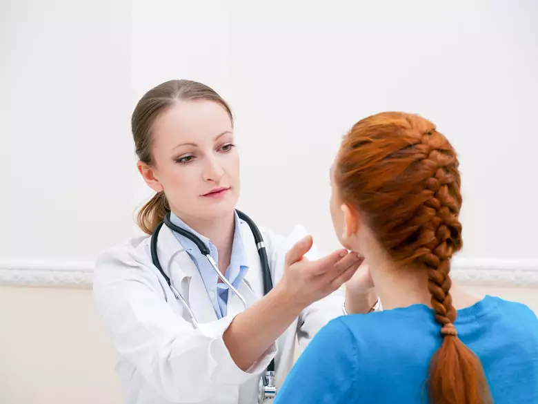 Couleur des cheveux et cancer de la peau : pourquoi les personnes rousses sont-elles plus souvent malades ?