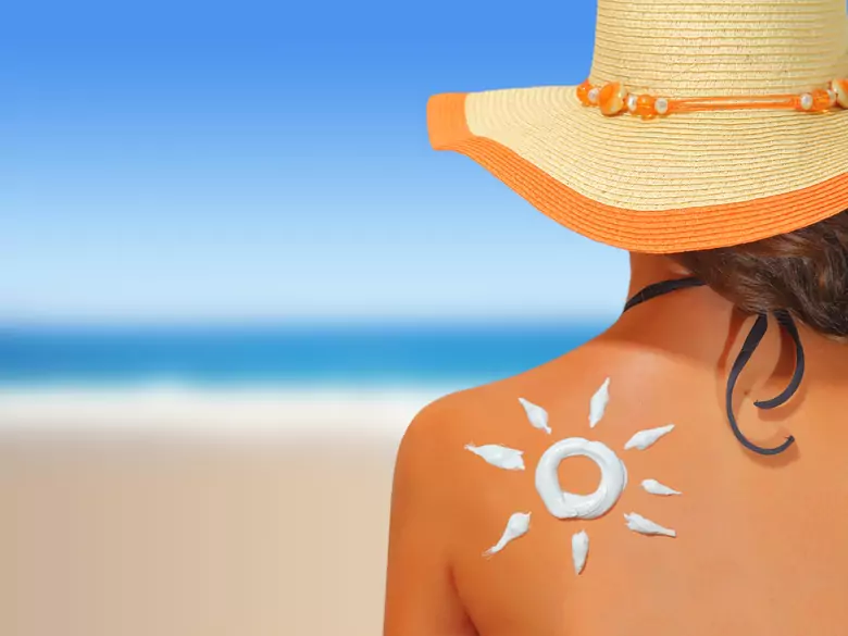 Pourquoi utiliser une crème solaire anti-UV ?