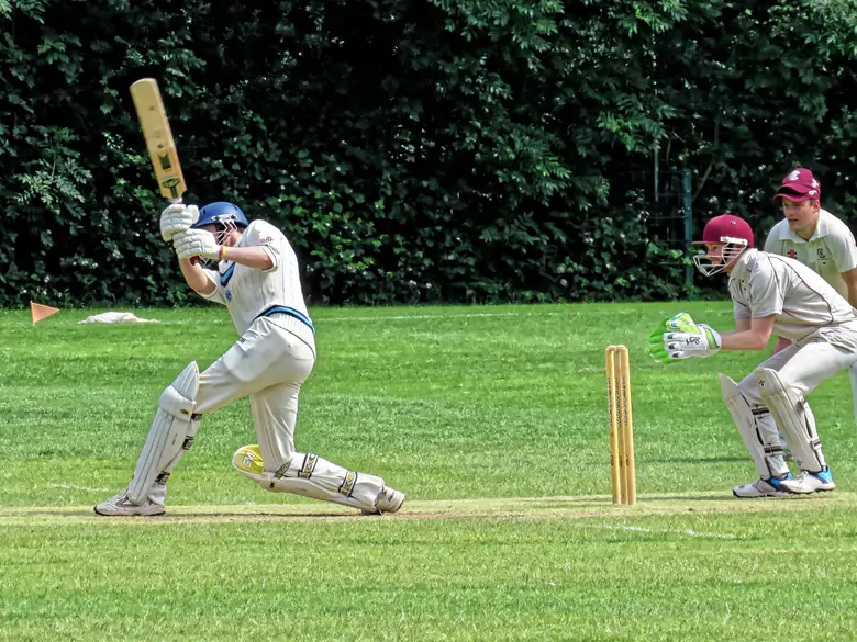 Quels sont les avantages de la pratique du cricket ?