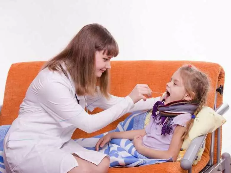 Stomatite - causes, symptômes, diagnostic, traitement