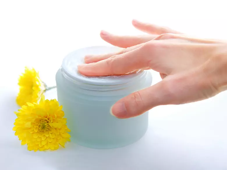 Crèmes anti-rides pour hommes et femmes