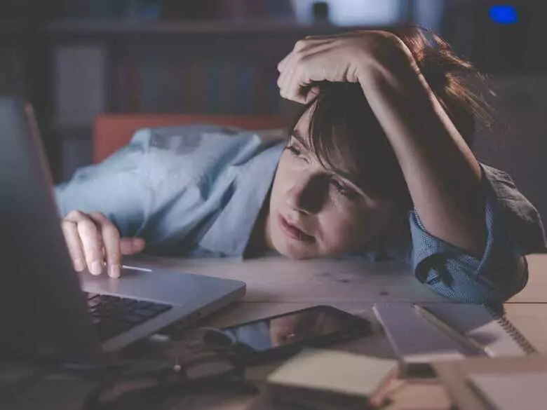 Pris dans la toile - Qu'est-ce que la dépendance à l'internet ?