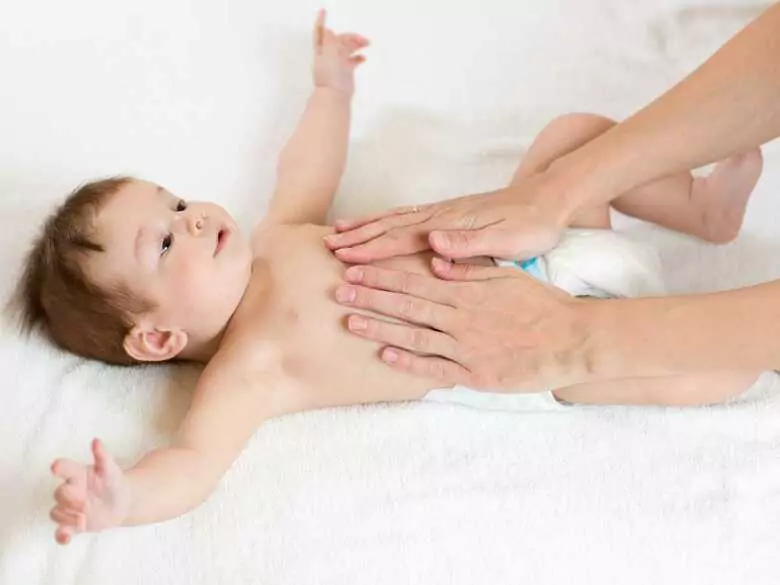 Constipation chez l'enfant - symptômes, causes, remèdes
