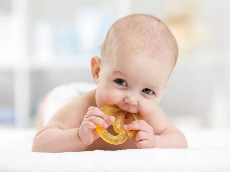 Une relation qui n'est pas évidente : les poussées dentaires et la fièvre