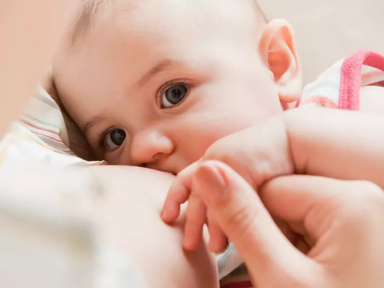 Un nourrisson peut-il contracter COVID-19 ?