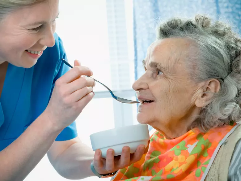S'occuper d'une personne malade - où trouver de l'aide ?