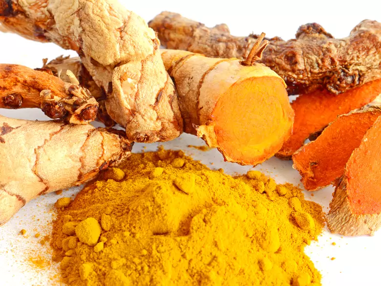 Le curcuma, un stimulant naturel de la santé de la peau
