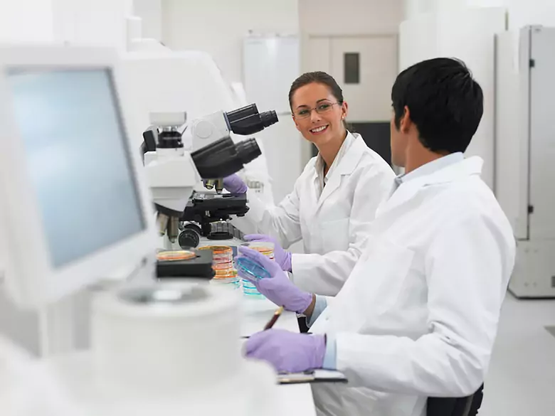 Acné rosacée et cysticercose humaine