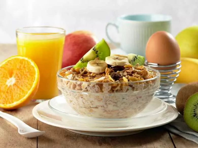 Quelles sont les options pour un petit-déjeuner sain ?