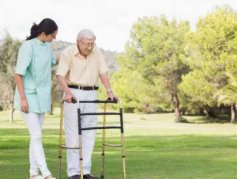À quoi ressemble la réadaptation après un accident vasculaire cérébral ?