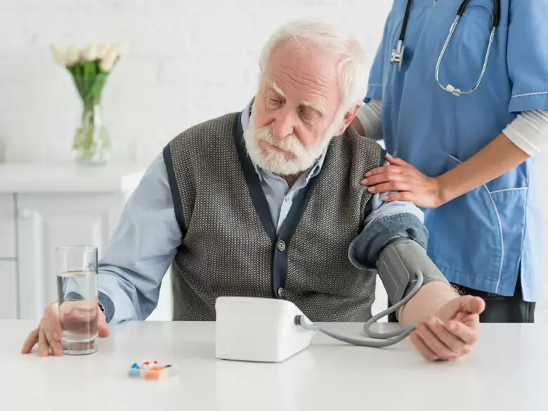 Qu'est-ce qu'un régime alimentaire sain pour les personnes souffrant de problèmes de tension artérielle ?