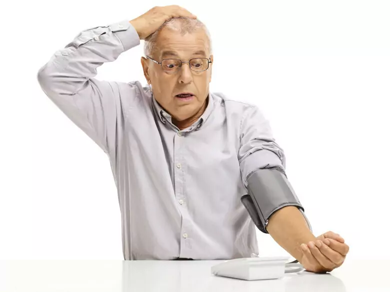 Comment traiter les problèmes d'hypertension artérielle ?