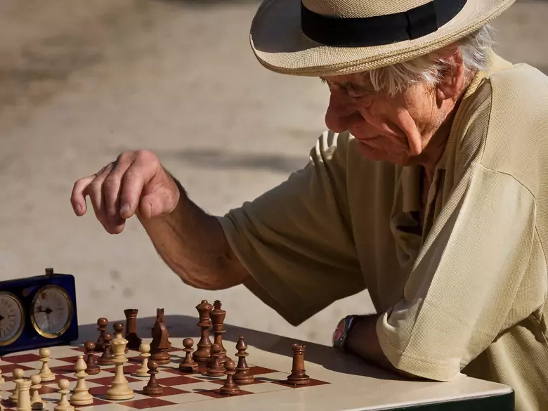 Quels sont les avantages de la pratique des échecs instantanés ?