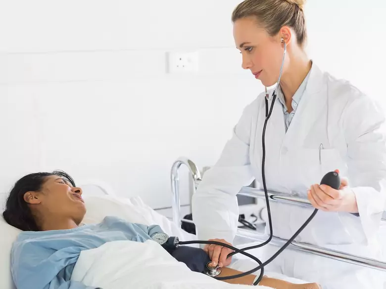 Soyez médecin et survivez