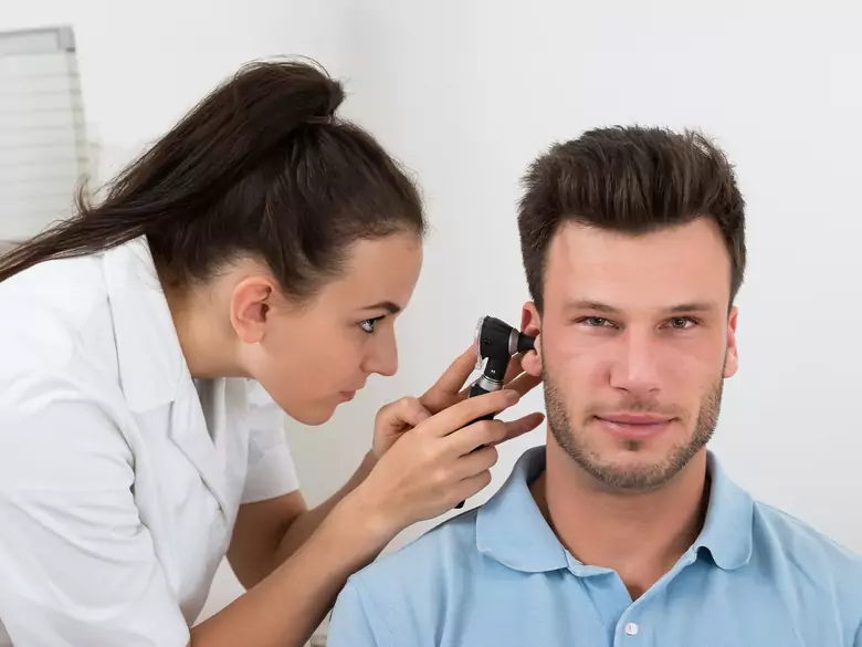 Causes des saignements d'oreille