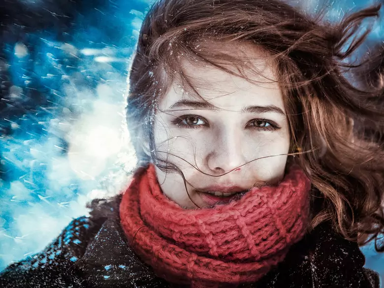 Que doit contenir une trousse de maquillage pour l'hiver ?